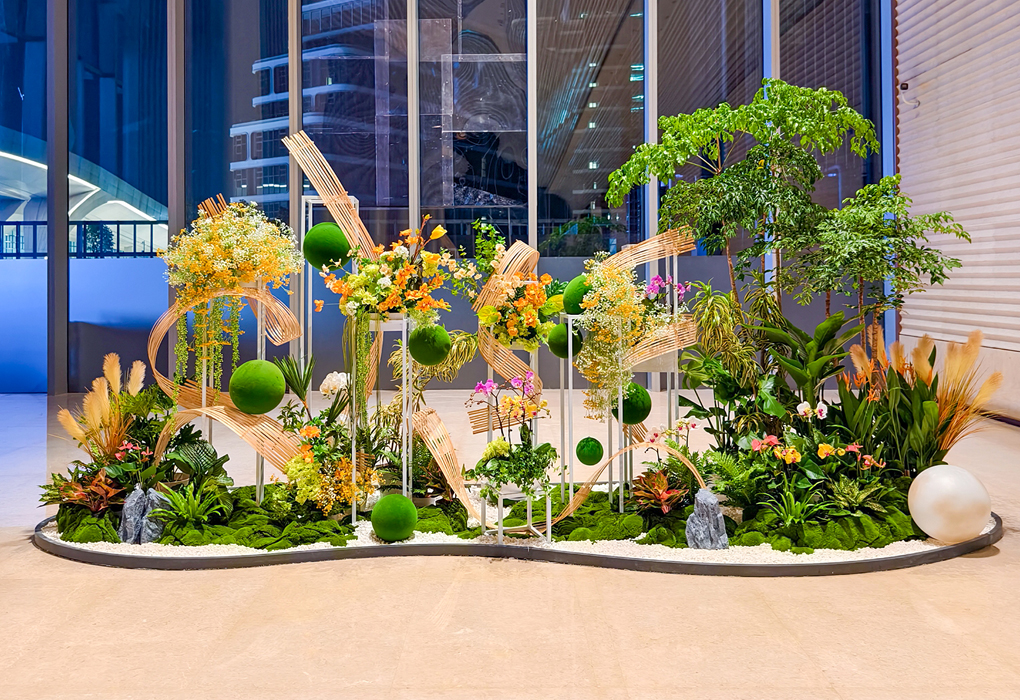 粤胜广场大堂植物美陈——绿色共融激活商业空间